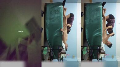 2025年9月最新【9.19路少】新VIP群红灯区最新福利，快手约的精神小妹，出来赚钱买苹果17，500块搞定，操过她几次，操的她害怕 (1)